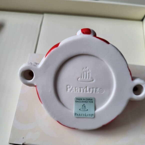 Party Lite Santa Tea lite Gift Set - Picture 10 of 10